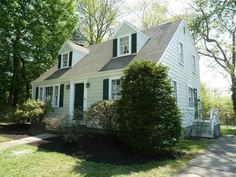 50 Livingstone Lane, Waltham, MA 02453