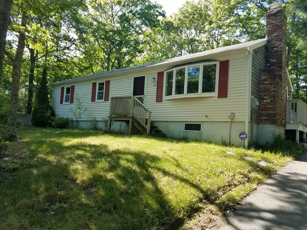 32 Essex Rd., Mashpee, MA 02649