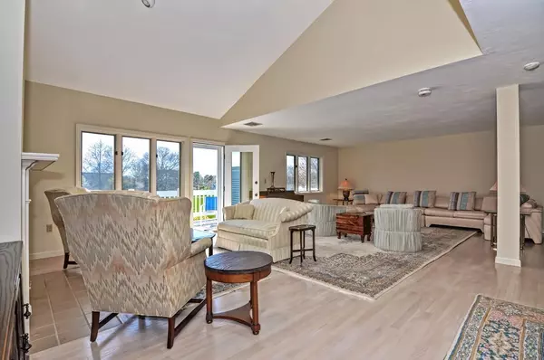 Plymouth, MA 02360,6 Fairway Drive #6