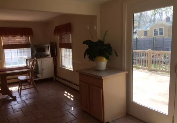 Plymouth, MA 02360,20 Emerson Rd