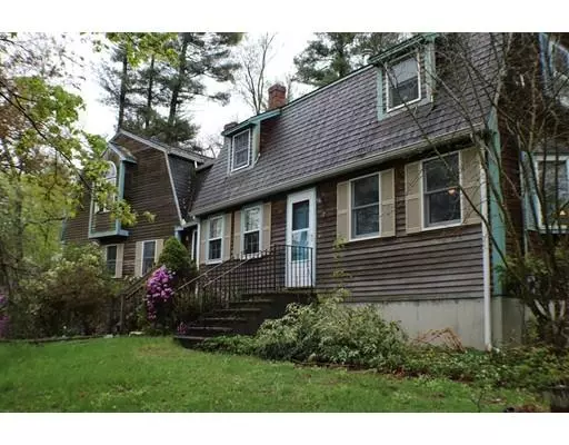 77 Kimball Rd, Amesbury, MA 01913