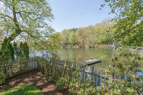 Wayland, MA 01778,58 Lake Shore Drive