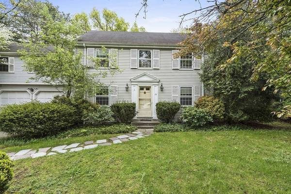 19 Auburn Road, Wellesley, MA 02481