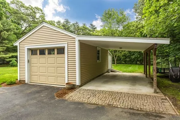 Mansfield, MA 02048,1688 West St