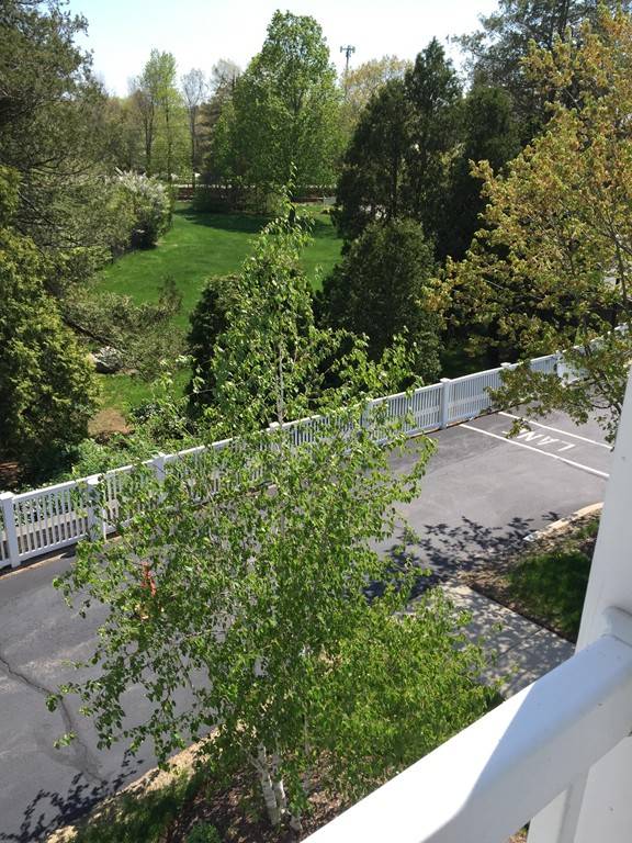 7 Assinippi Avenue #216, Norwell, MA 02061