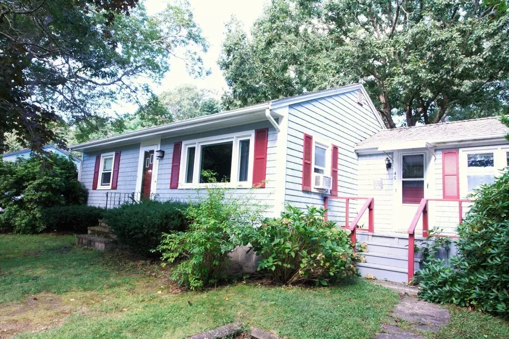 Bourne, MA 02559,45 Marjorie Avenue