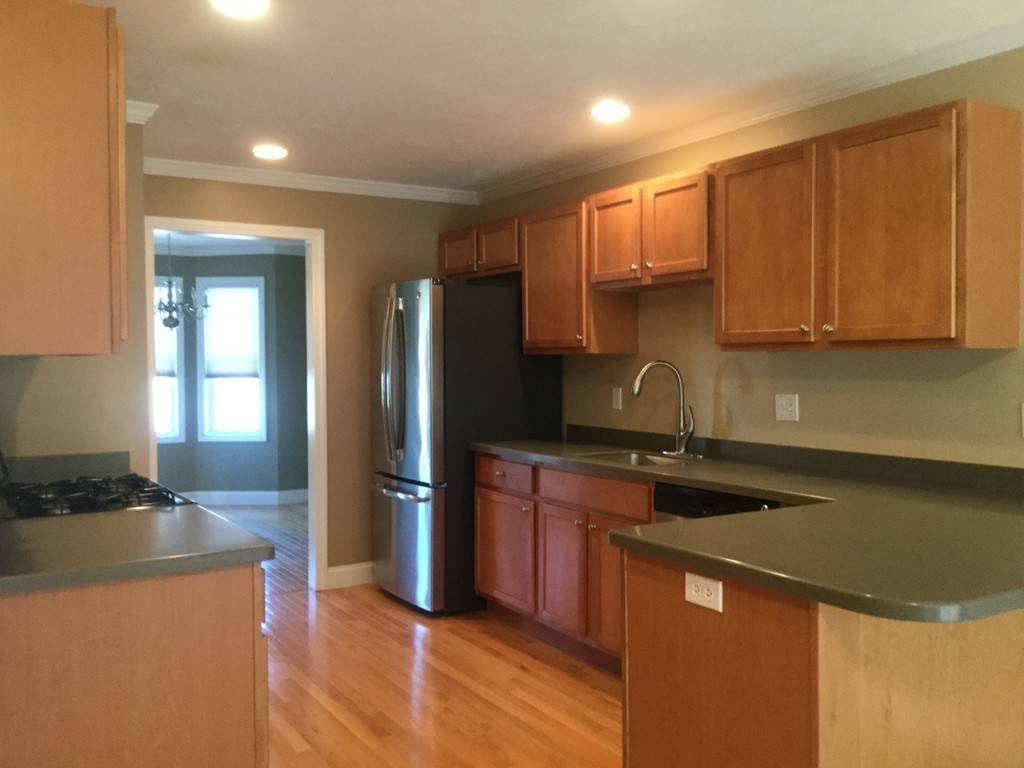 Worcester, MA 01606,8 Whispering Pine Circle #22