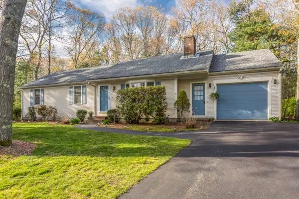 16 Settlers Path, Sandwich, MA 02563