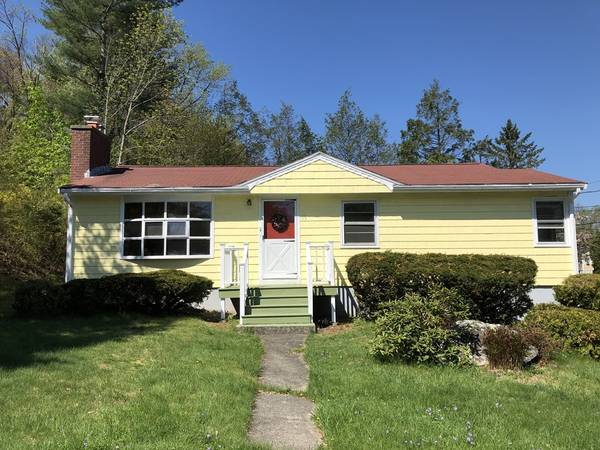 35 Mercury Dr, Shrewsbury, MA 01545