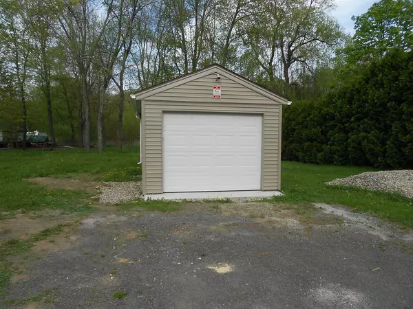 Ludlow, MA 01056,764 West Street