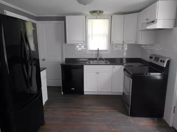 Ludlow, MA 01056,764 West Street