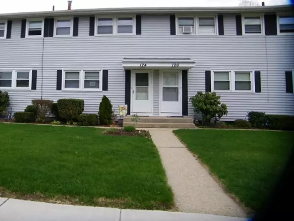 124 Woodbridge Rd #124, Chicopee, MA 01022