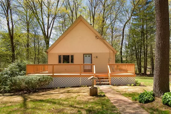 62 Old Sawmill Rd, Woodstock, CT 06281