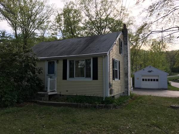 62 Oakhurst Rd, Hopkinton, MA 01748