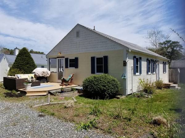 6 Terrys Lane, Dennis, MA 02639