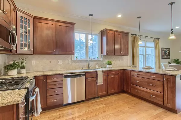 Wakefield, MA 01880,14 Gates Ln #A