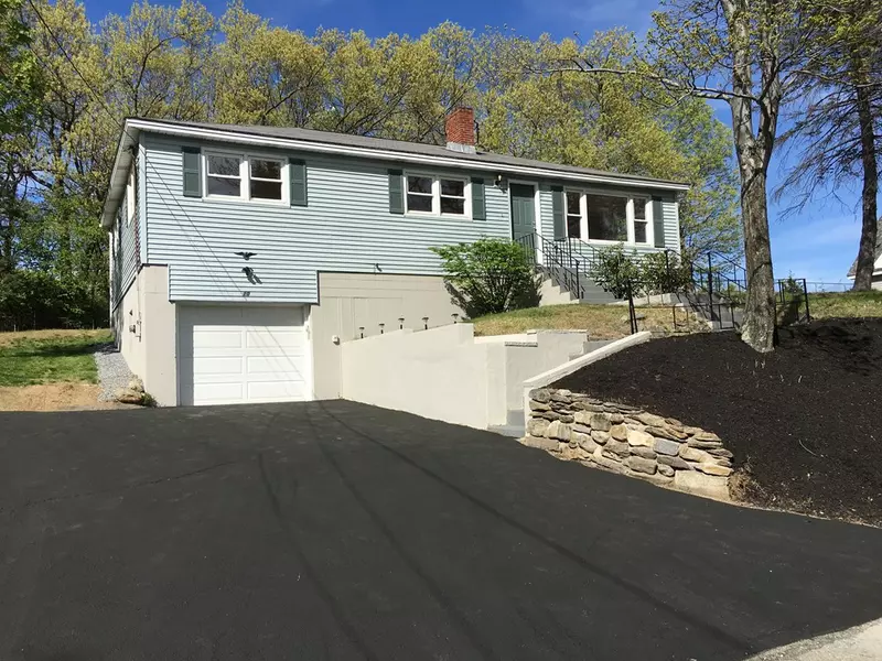 10 Glendale Ave, Leominster, MA 01453