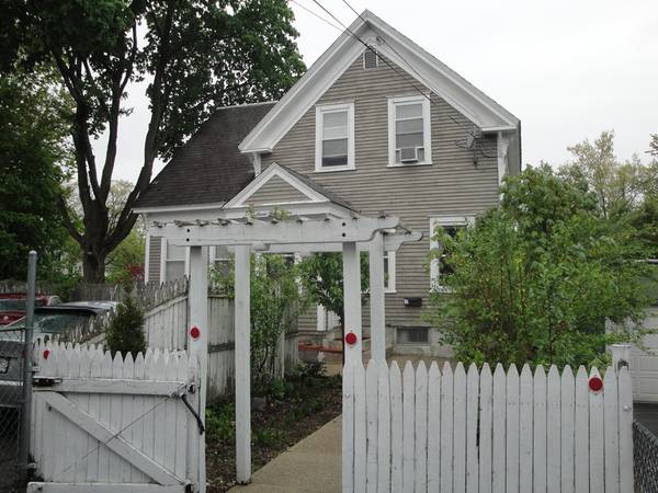 777 Westford Street, Lowell, MA 01851