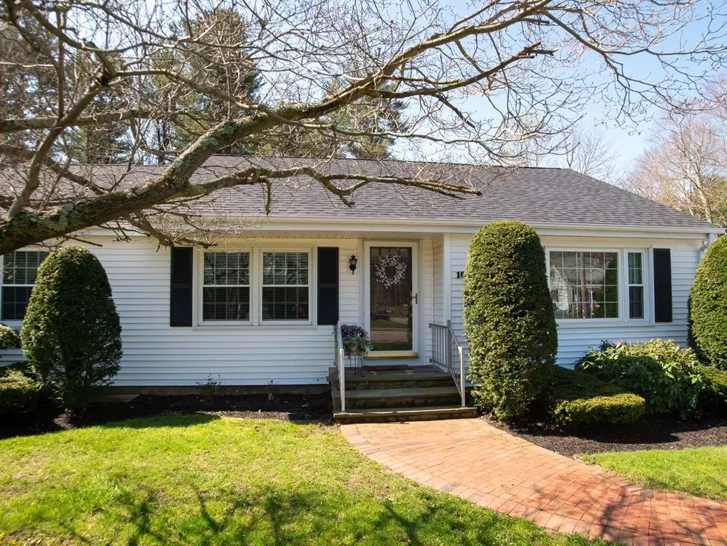Taunton, MA 02718,103 Middleboro Ave