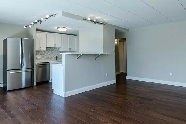 Weymouth, MA 02189,277 Lake St #4