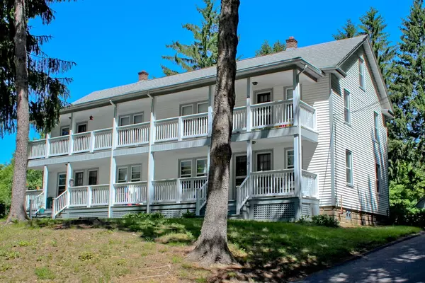 22-28 Roosevelt St, Palmer, MA 01069