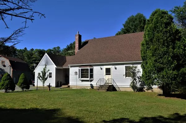 87 Farmersville Rd, Sandwich, MA 02563