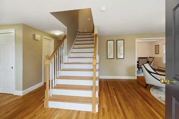 Winchester, MA 01890,16 Hinds Road