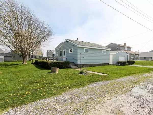 Westport, MA 02790,12 2nd St.