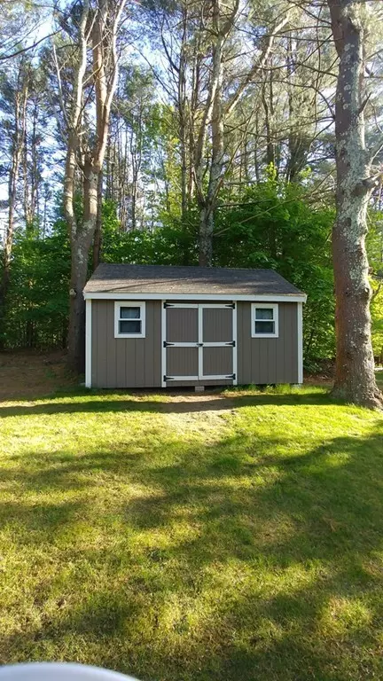 Taunton, MA 02718,1107 Middleboro Ave
