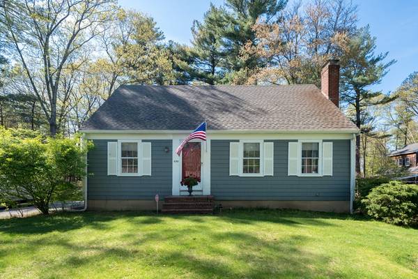 499 Cushing St, Hingham, MA 02043