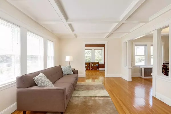 Waltham, MA 02453,48 Warren St