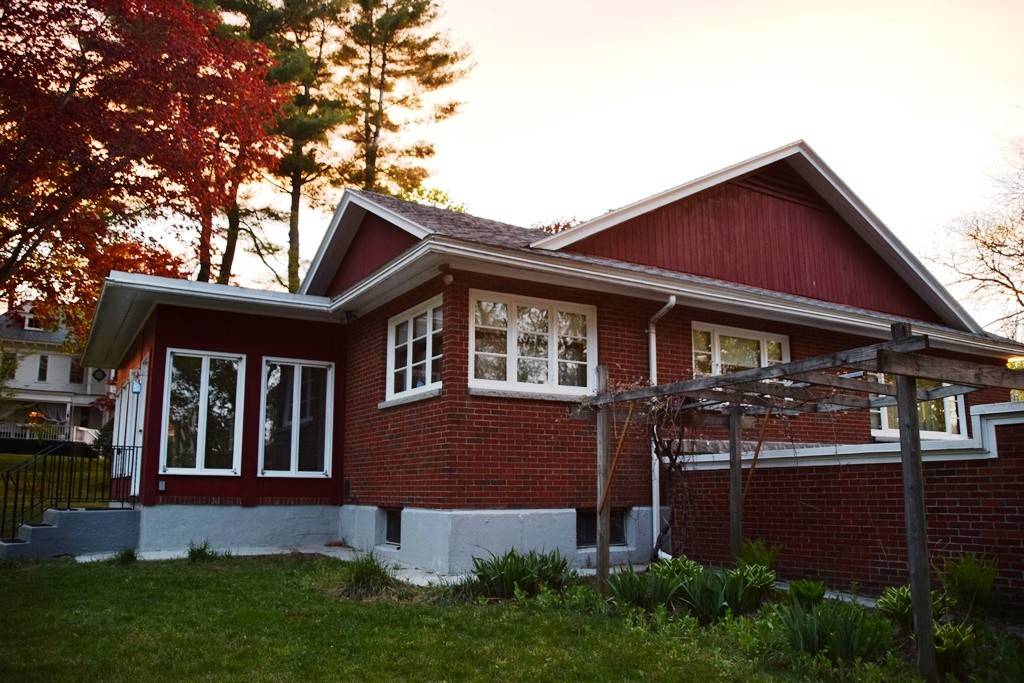 Lowell, MA 01852,843 Andover Street