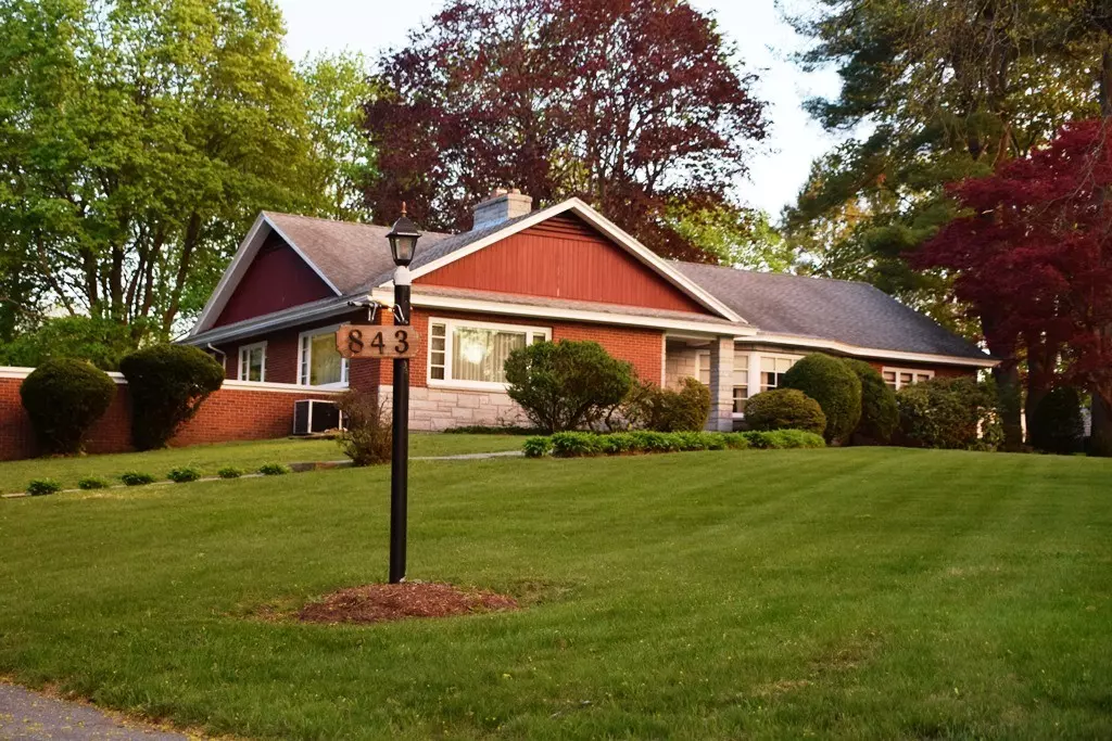 Lowell, MA 01852,843 Andover Street