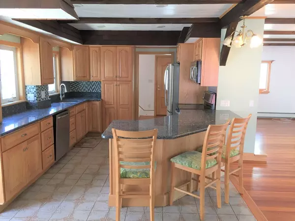 Peabody, MA 01960,13 Lynn Street