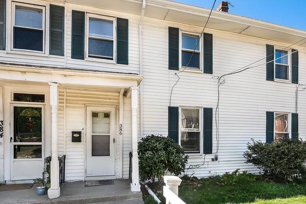 Waltham, MA 02453,386 River St #386