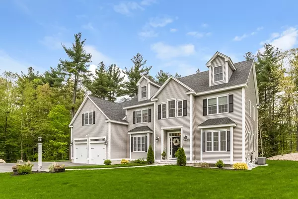 24 Chamberlains Mill Ln, Groton, MA 01450