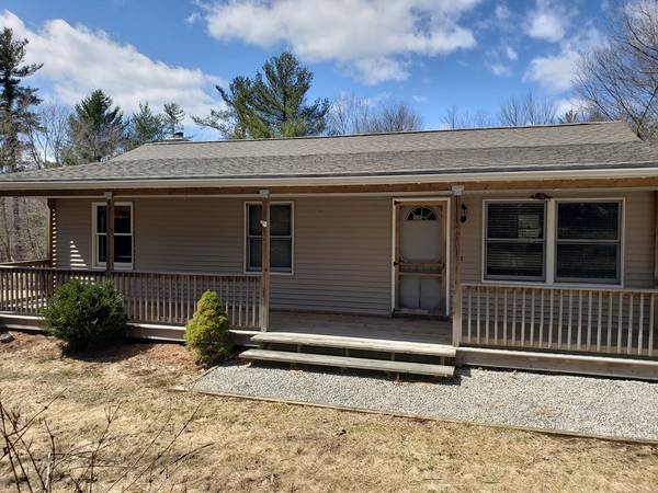 60 Haggerty Rd, Charlton, MA 01507