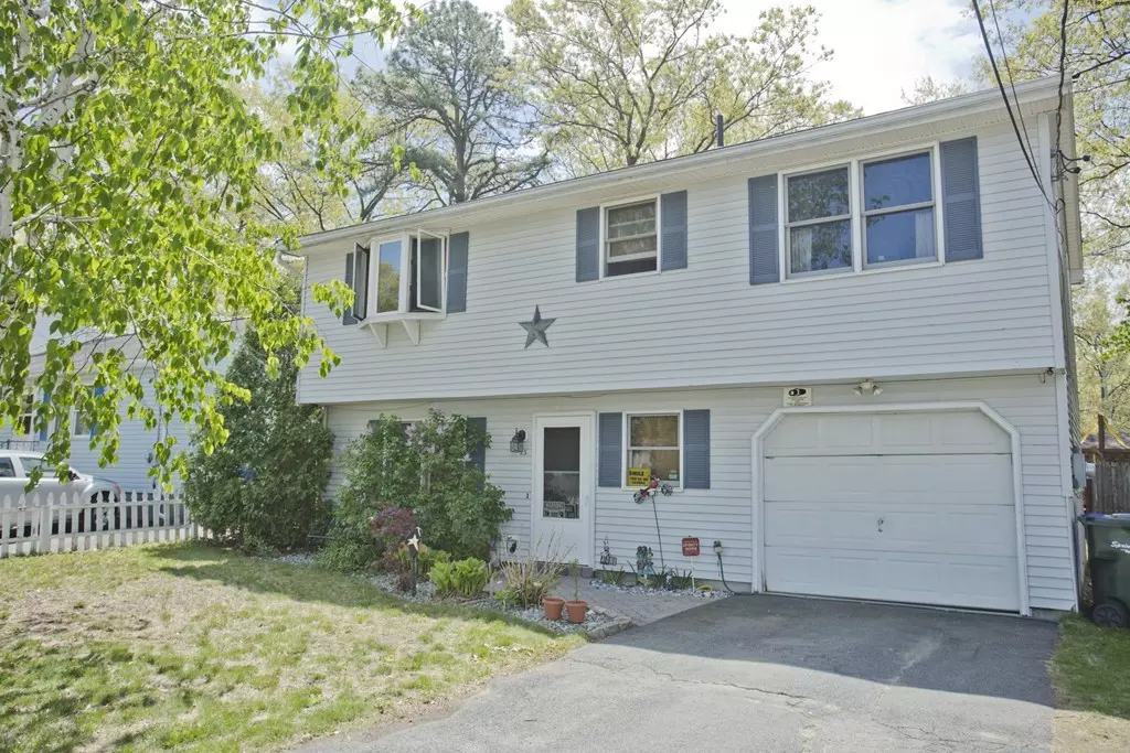 Springfield, MA 01119,15 Olney Ave