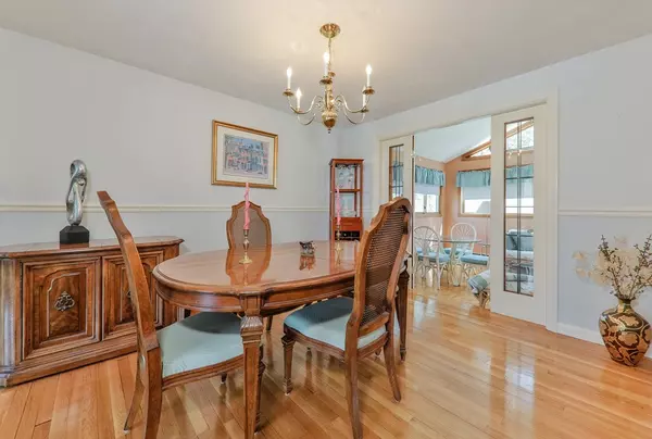 Abington, MA 02351,113 Karen Ln