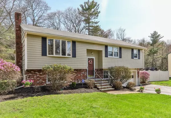 113 Karen Ln, Abington, MA 02351