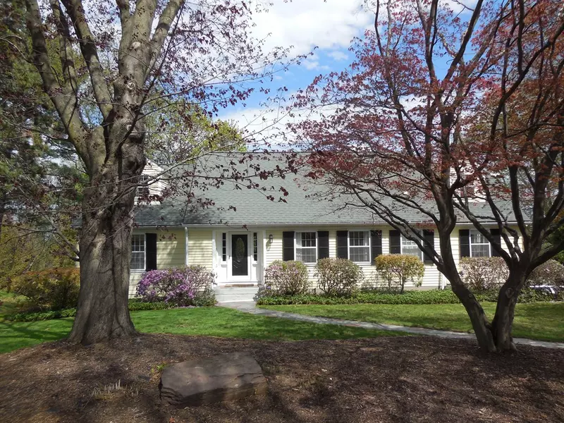 195 Mountain View Drive, Holyoke, MA 01040