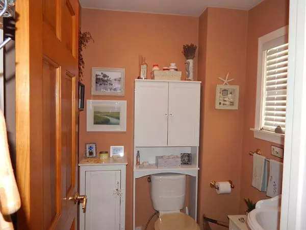 Winthrop, MA 02152,90 Terrace Ave #2