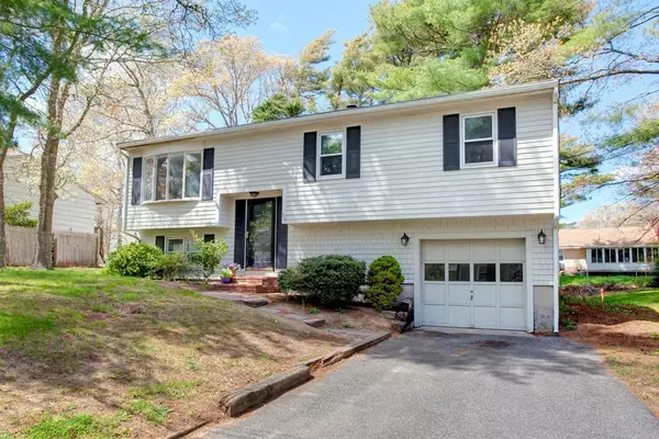 34 Milton Street, Falmouth, MA 02536