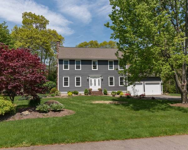 10 Sarah Dr, Bridgewater, MA 02324