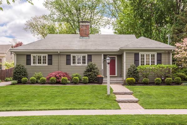 525 Brook Rd, Milton, MA 02186