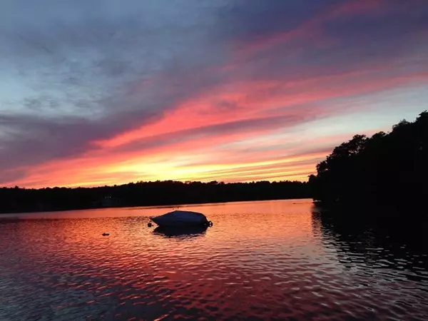 Plymouth, MA 02360,62 Post N Rail Ave