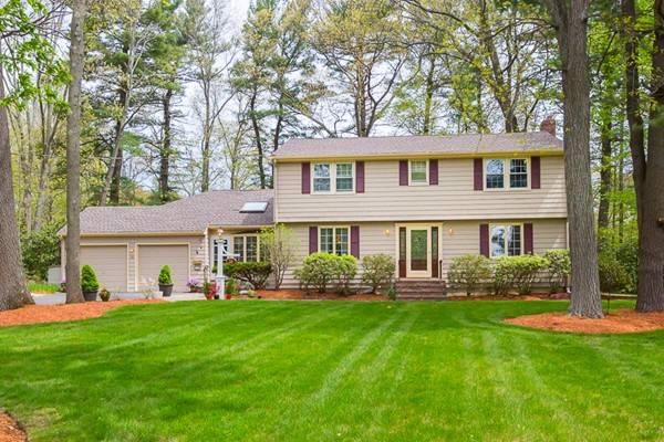 16 Strawberry Hill Ln, Danvers, MA 01923