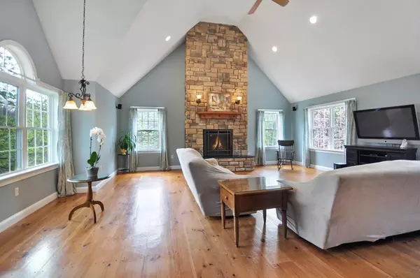 Acton, MA 01720,342 Massachusetts Ave