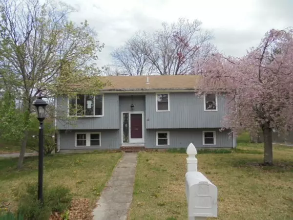 Rockland, MA 02370,13 Wright St