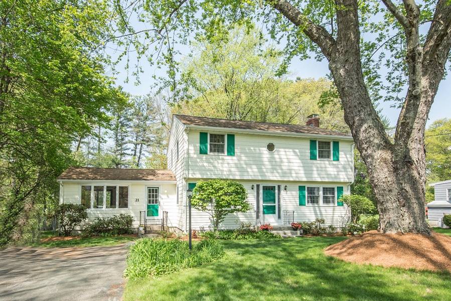 21 Phillip Ave, Burlington, MA 01803